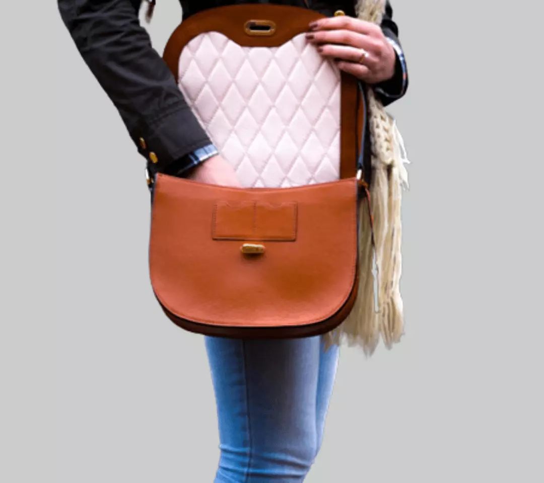 Why Genuine Leather Bags Are a Must Have for Dubai Fashionistas?