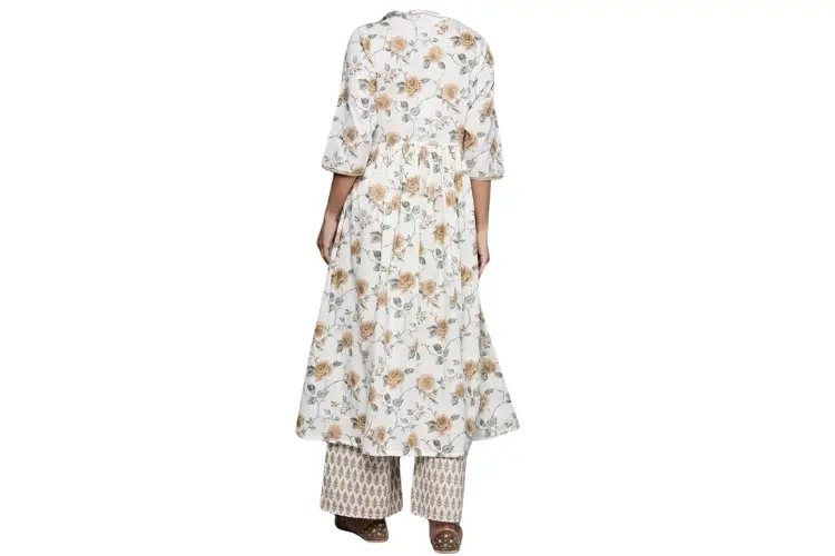 Unveiling The Hottest Trends In Chikankari Kurtis This Year
