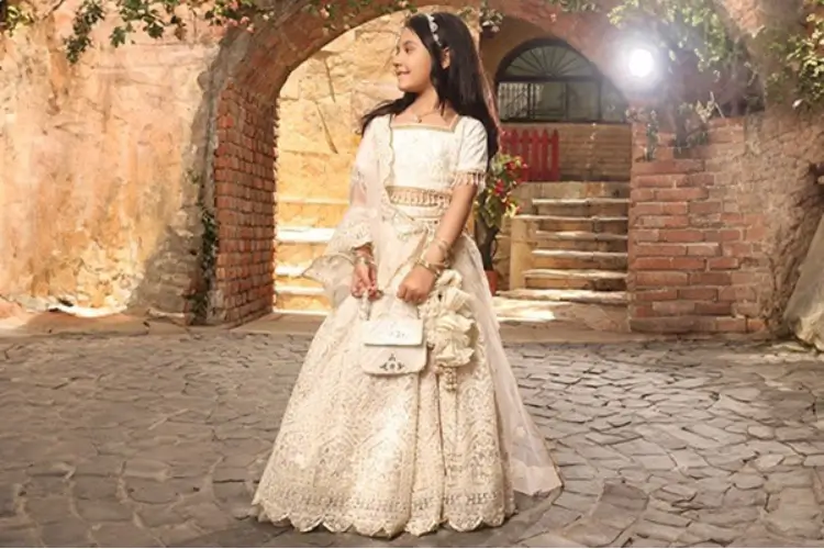 Check Out Pretty Lehengas for Girls to Suit Various Occasions