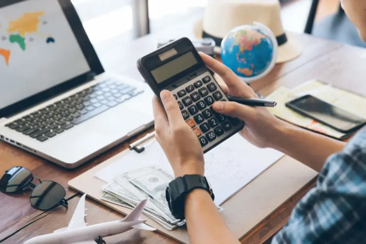 Managing Business Expenses Efficiently