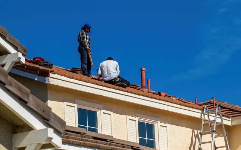 Roof replacement signs