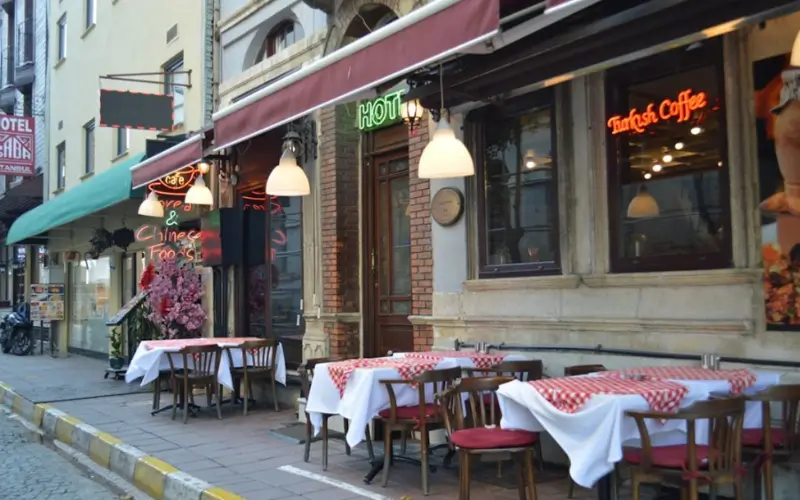 What Makes a Restaurant Location Successful